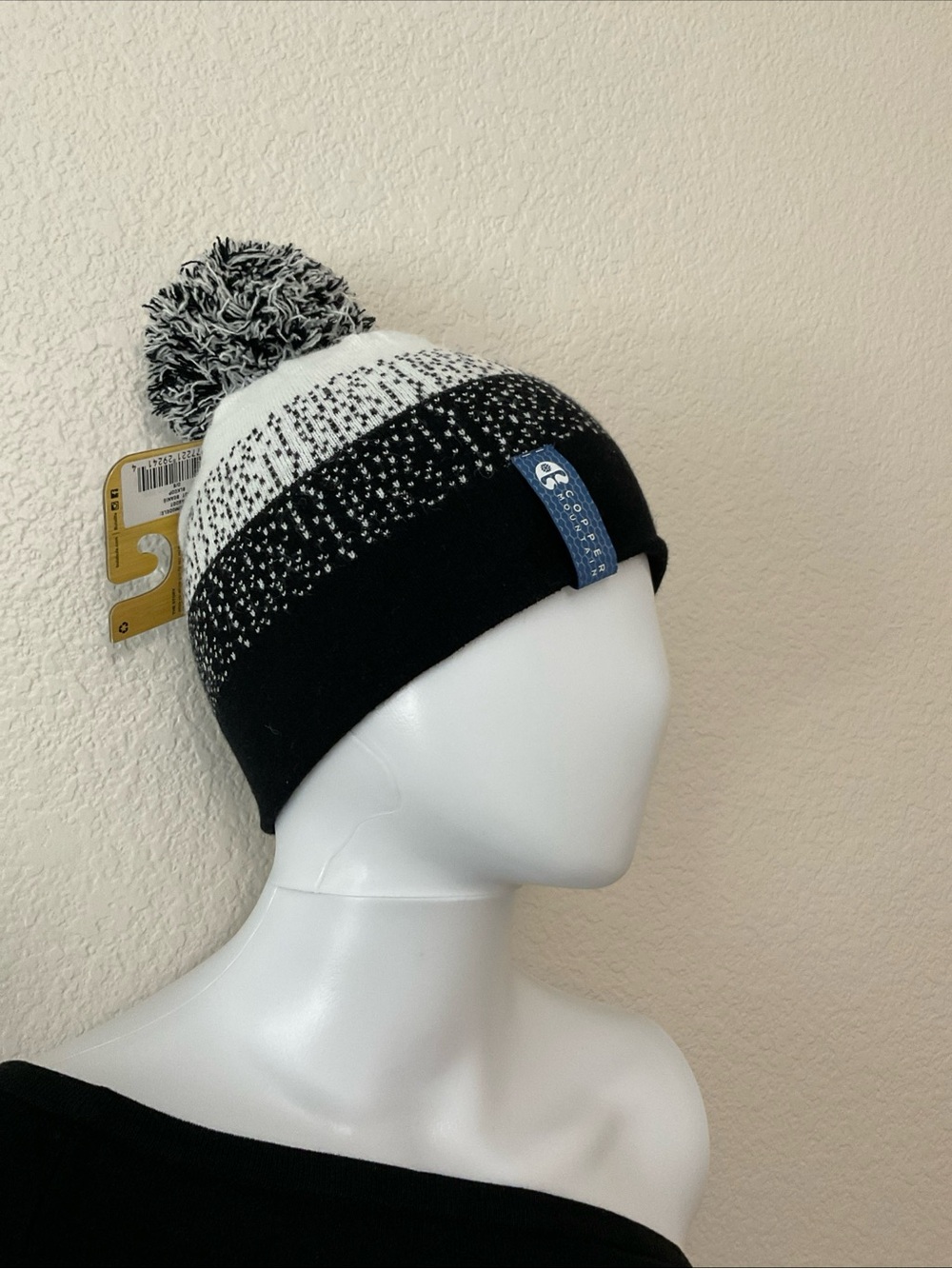Bula Copper Mountain Black White Pom Pom Ski Beanie NWT